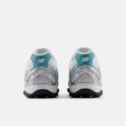 נעל ניו באלאנס 204L בצבע כסף לוגו טורקיז – New Balance 204L Light Silver