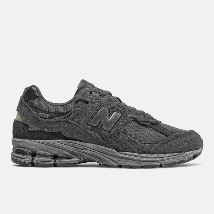 נעלי ניו באלאנס בצבע אפור ושחור - New Balance 2002R נעלי ניו באלאנס בצבע אפור ושחור